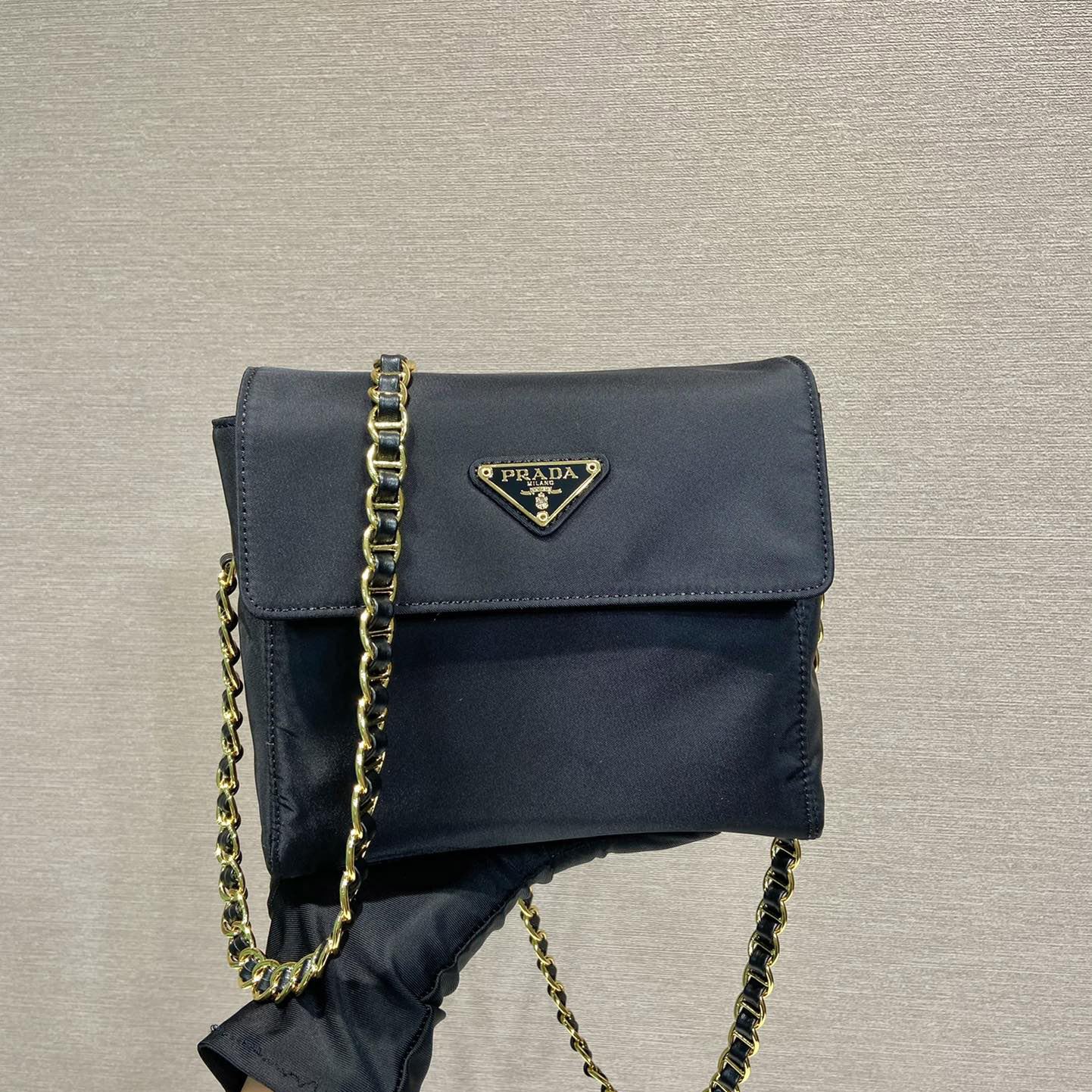 Pra*a satchel bags